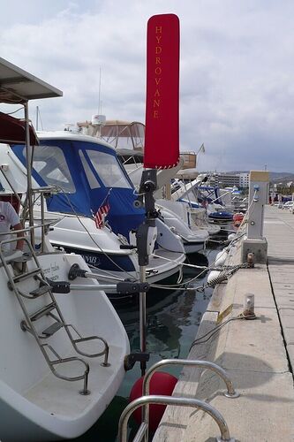 Freedom 38B - side shot with vane 1
