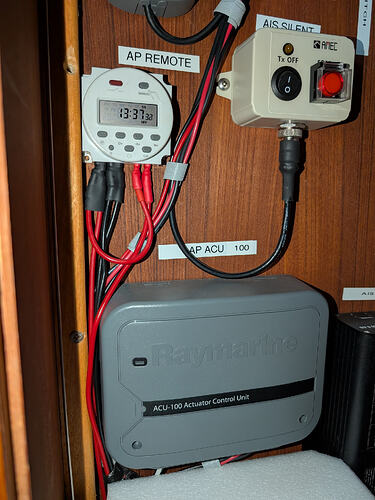 PXL_20260103_211814254