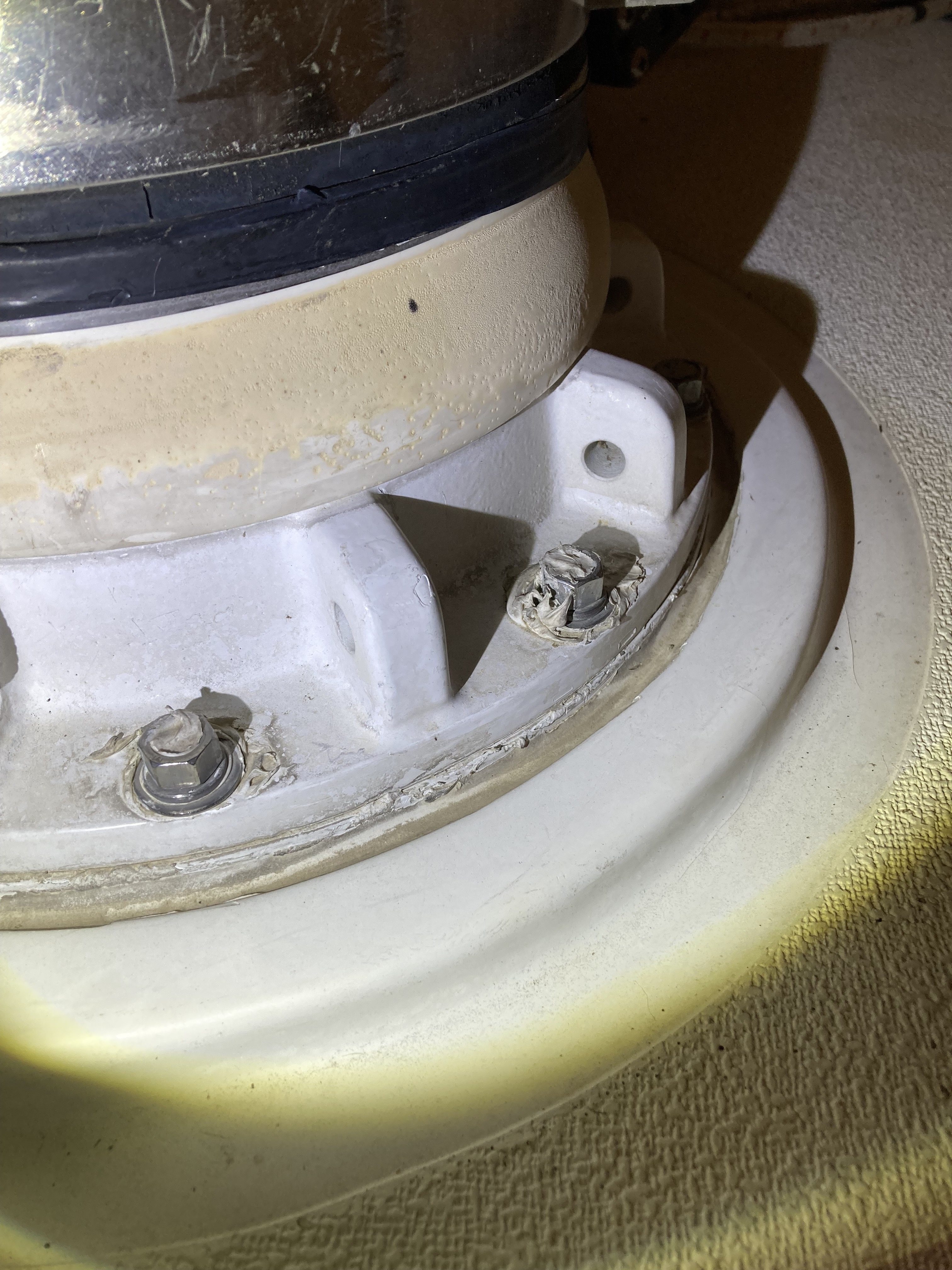 IMG_2696 caulk.jpg